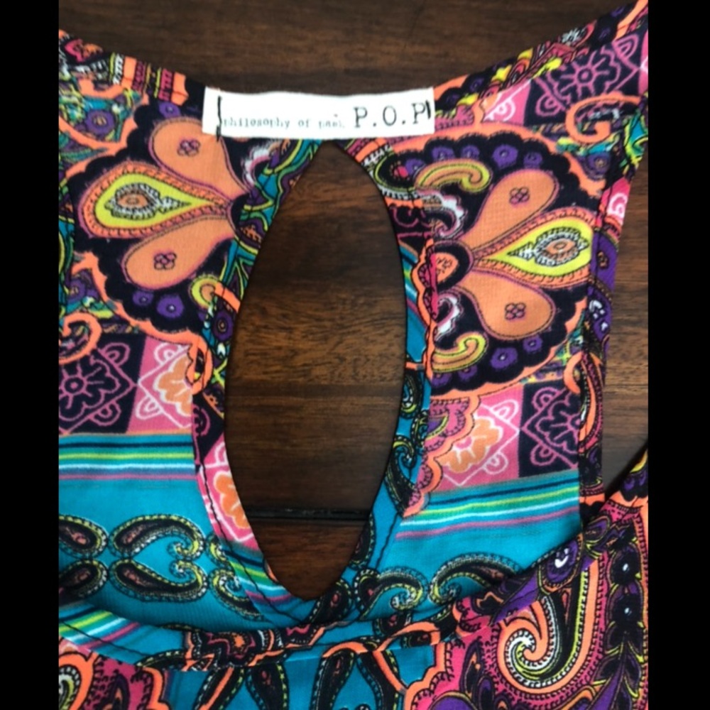 Tank top - Picture 2 of 3